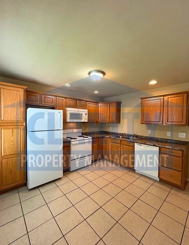 Building Photo - Cute 2 bedroom home!