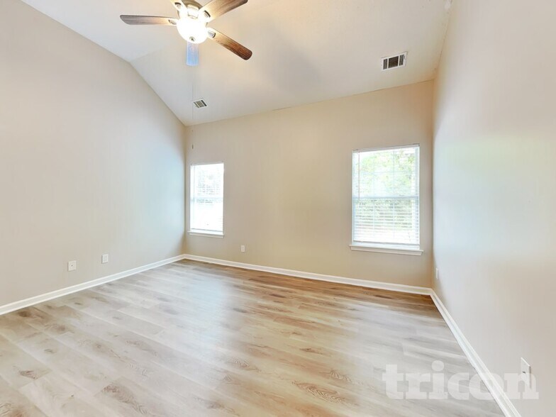 Building Photo - 3596 Caseys Cove