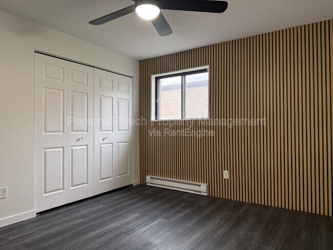 Building Photo - 2650 15th St S