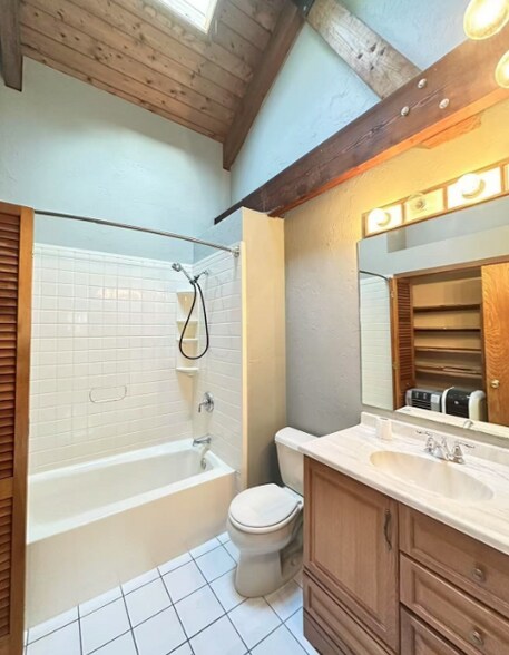 Building Photo - 40 Laurelwood Dr