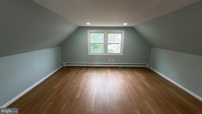 Building Photo - 54 Plumtree Ln