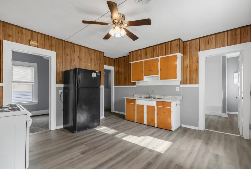 Building Photo - 6714 Sebert Ave