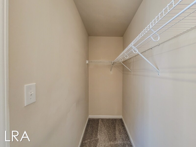 Building Photo - 127 Beacon Woods Dr