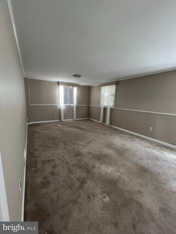 Building Photo - 8407 W Boulevard Dr