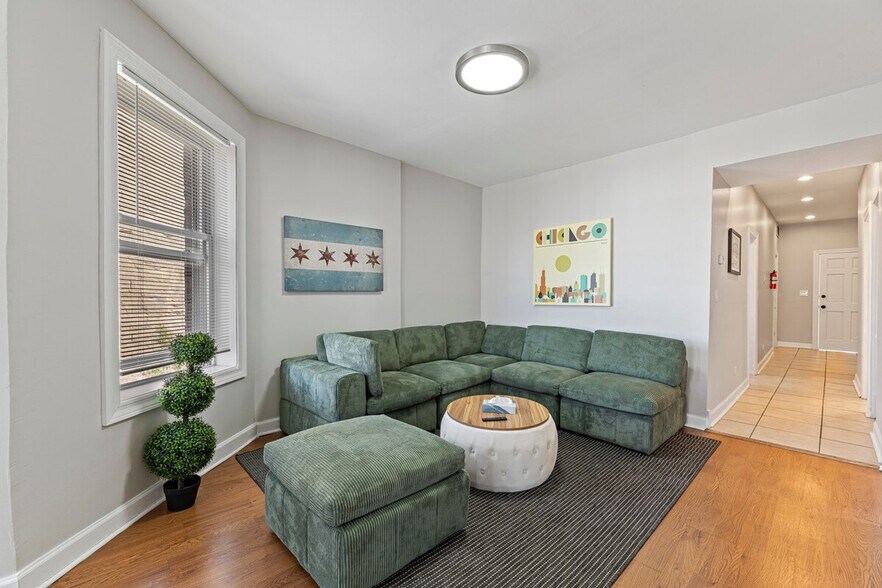 Building Photo - 2503 W Harrison St