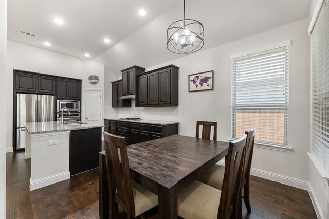 Building Photo - 15801 Canyon Ridge