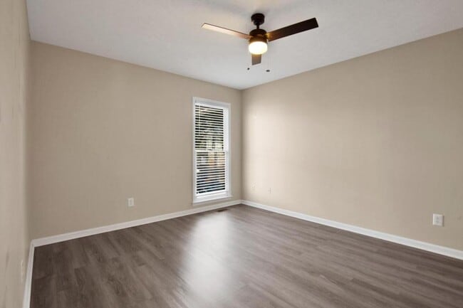 Building Photo - 3681 Highgate Dr