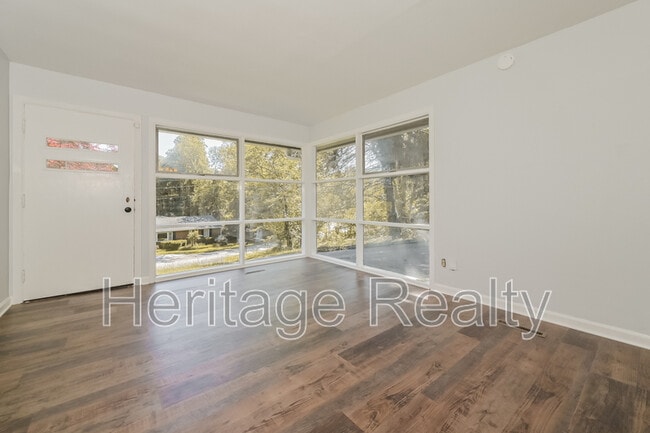 Building Photo - 1409 Audena Ln SW