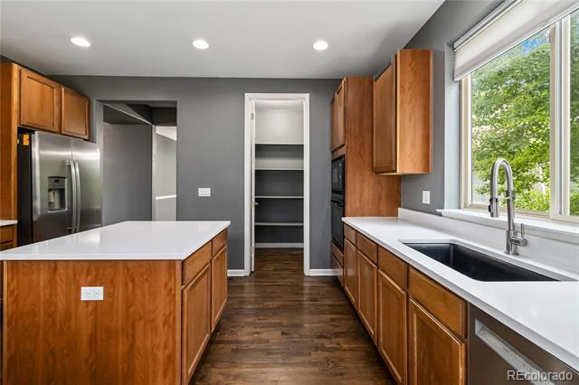 Building Photo - 25845 E Dry Creek Pl