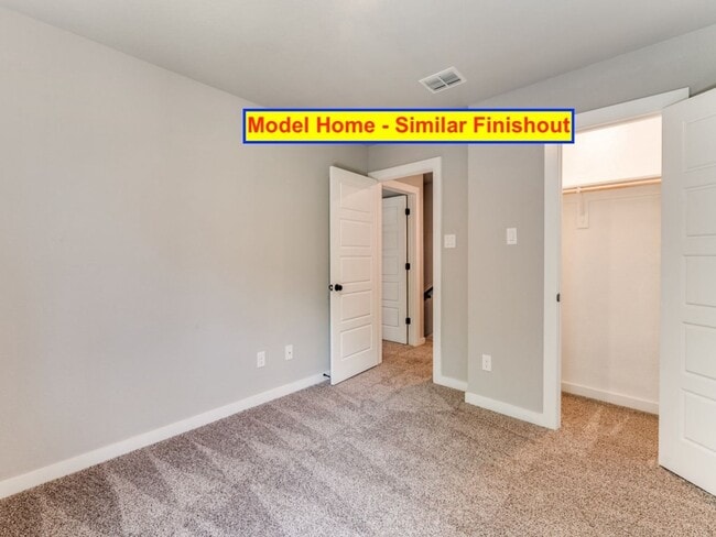 Building Photo - Yasmin Court Townhomes