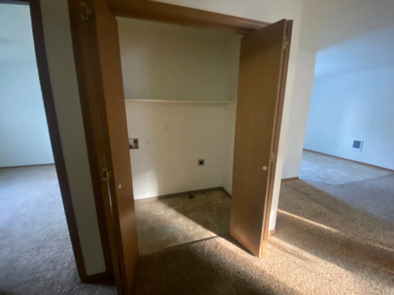 Building Photo - 7503 Westbrook Ct