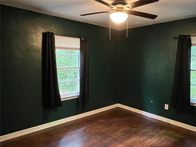 Building Photo - 5454 Lusann Dr