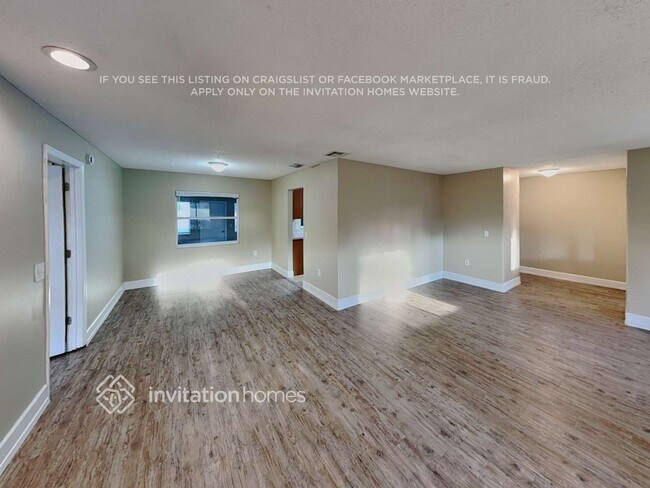 Building Photo - 8507 Sunny Hollow Ct