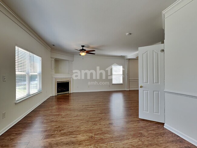 Building Photo - 130 Nevis Ln