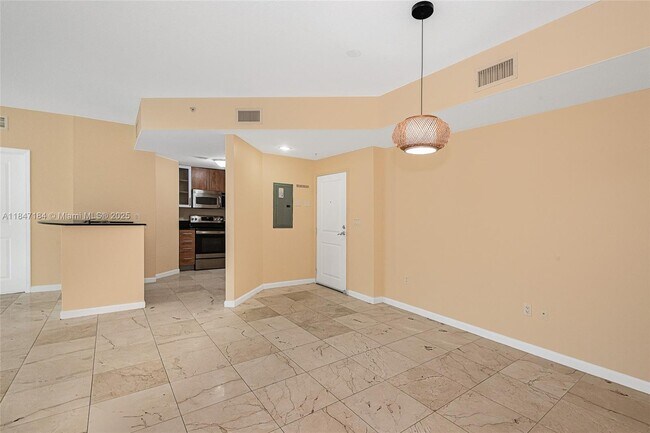 Building Photo - 7900 Harbor Island Dr