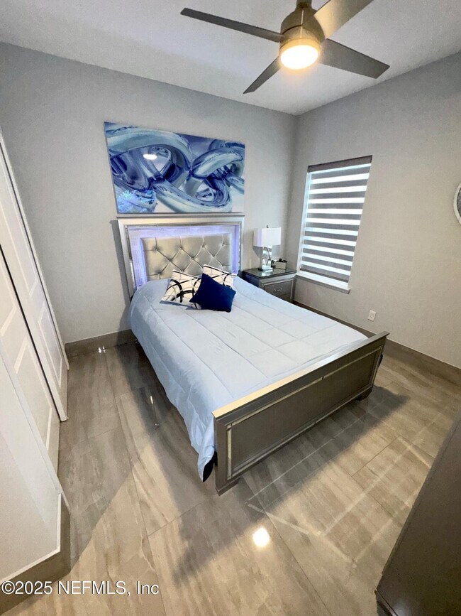 Building Photo - 163 Pine Forest Ct