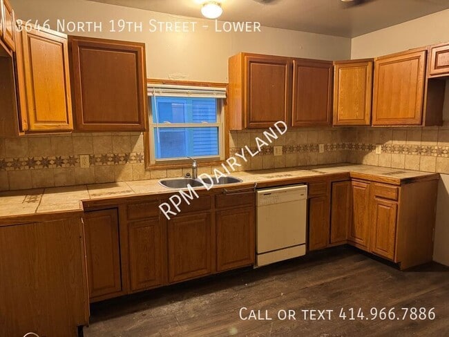 Building Photo - 3646 N 19th St.