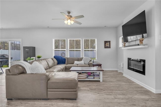 Building Photo - 106 Village Pointe Dr