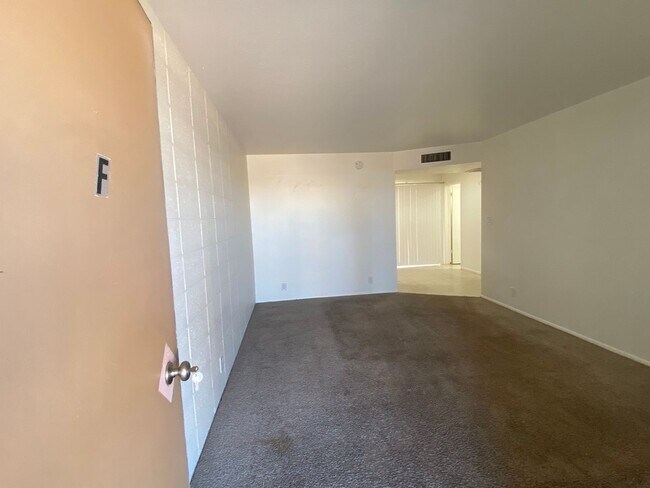 Interior Photo - 333 N. Higley Rd. Mesa AZ. 85205