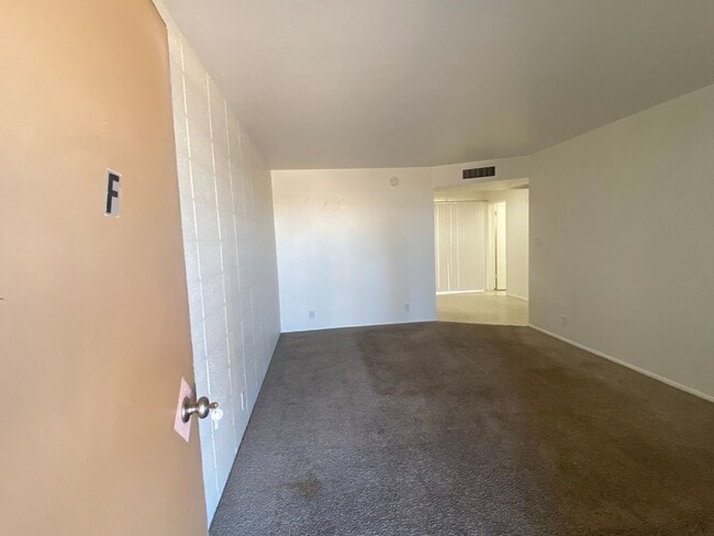 Interior Photo - Higley