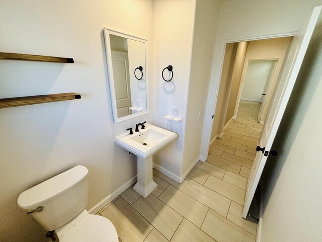 Building Photo - Gorgeous 3 bd, 4 ba Townhome in 55+ Community