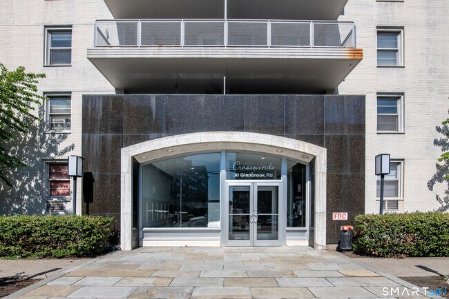 Building Photo - 30 Glenbrook Rd