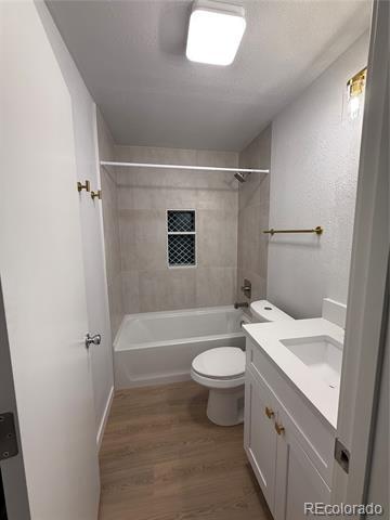 Building Photo - 10702 E Exposition Ave