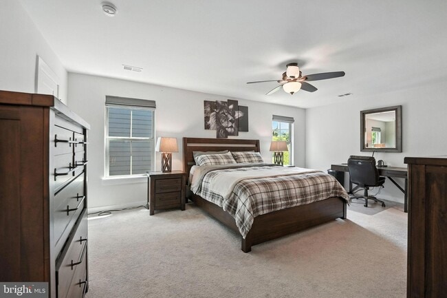 Building Photo - 2283 River Birch Rd