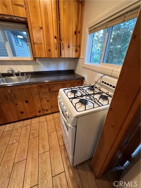 Building Photo - 2242 Deep Creek Dr