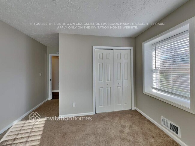 Building Photo - 277 Lancelot Way