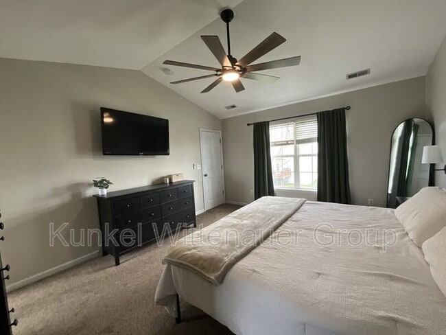 Building Photo - 2833 Smokehouse Way