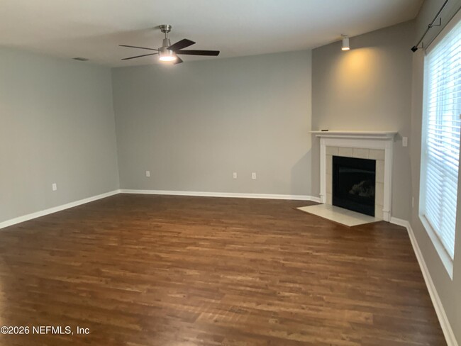 Building Photo - 121 Mahogany Bay Dr