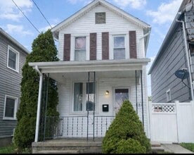 Building Photo - 229 Ave A