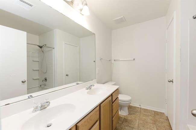 Building Photo - 1141 Renaissance Trail