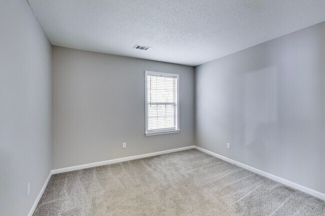 Building Photo - Single-family home in Kennesaw, GA near KSU, Town Center and Woodstock.