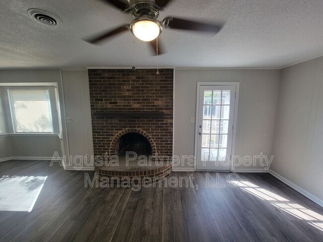 Building Photo - 119 Sunnywood Dr