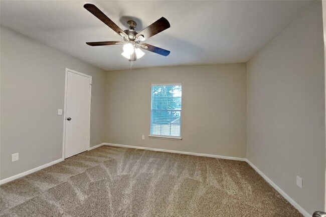 Building Photo - 1031 Cascade Creek Dr