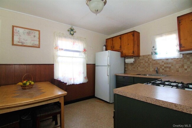 Building Photo - 35 Glanhope Rd