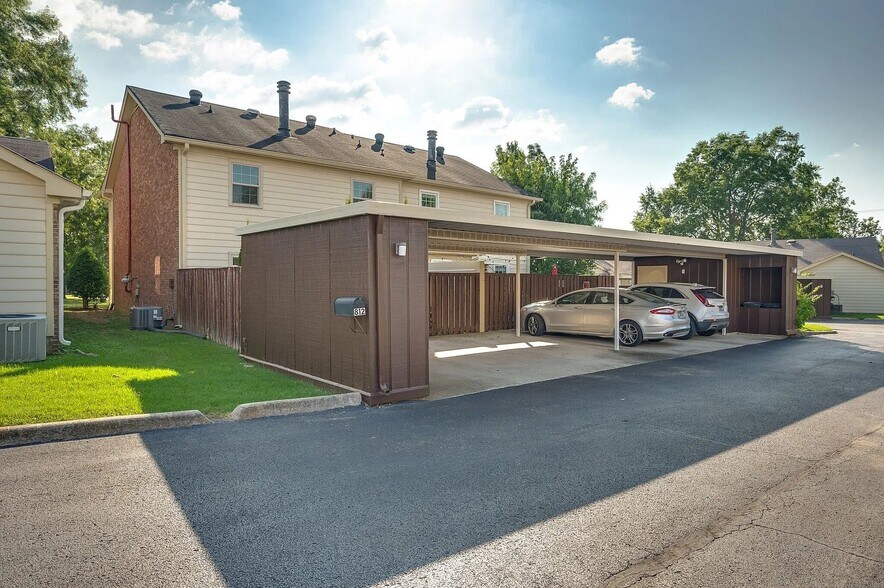 Building Photo - 812 General George Patton Rd