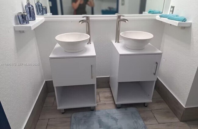 Building Photo - 10272 SW 227th Ln