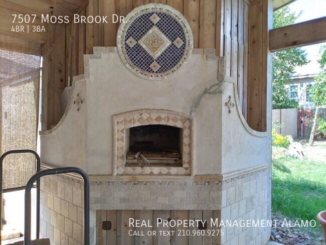Building Photo - 7507 Moss Brook Dr