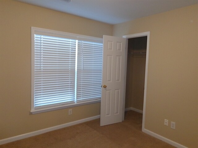 Building Photo - 1536 Cardinal Ln
