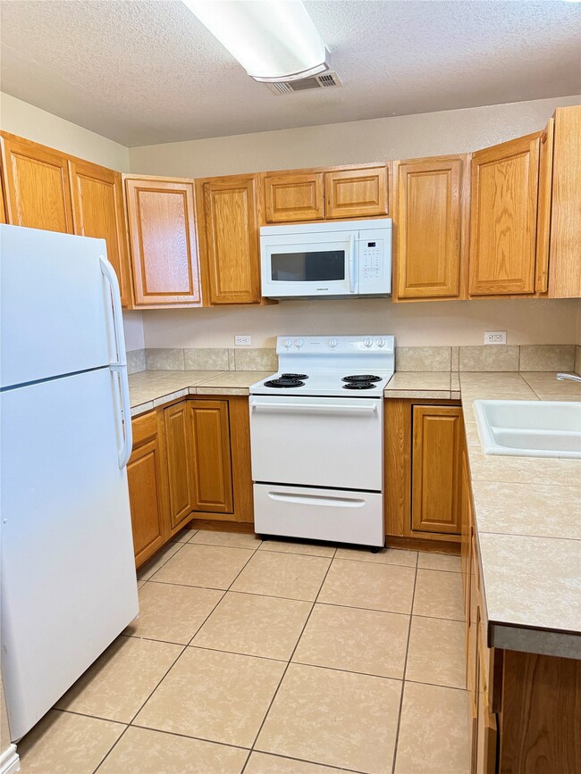 Building Photo - 5939 Farm to Market Rd 1459