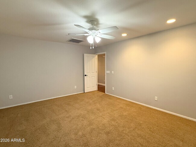 Building Photo - 11225 E Sylvan Ave