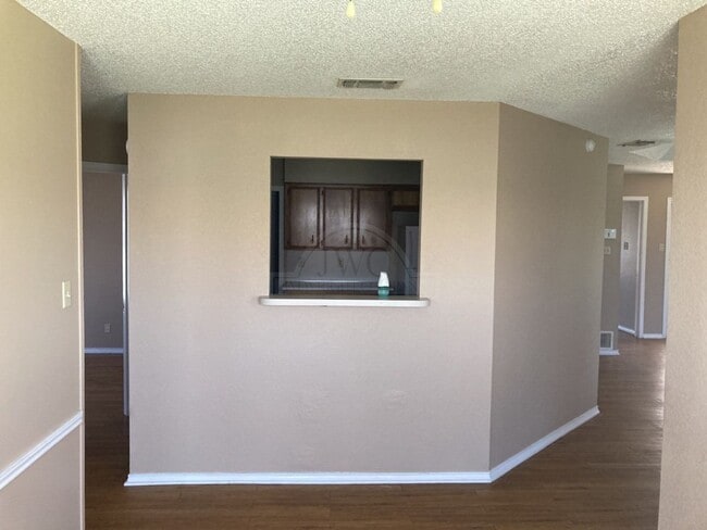 Building Photo - 2707 Sidewinder Dr