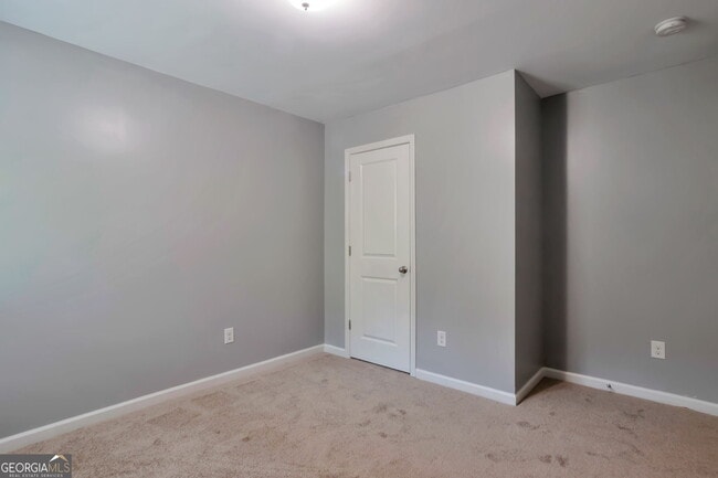 Building Photo - 4098 Clay Ct SE