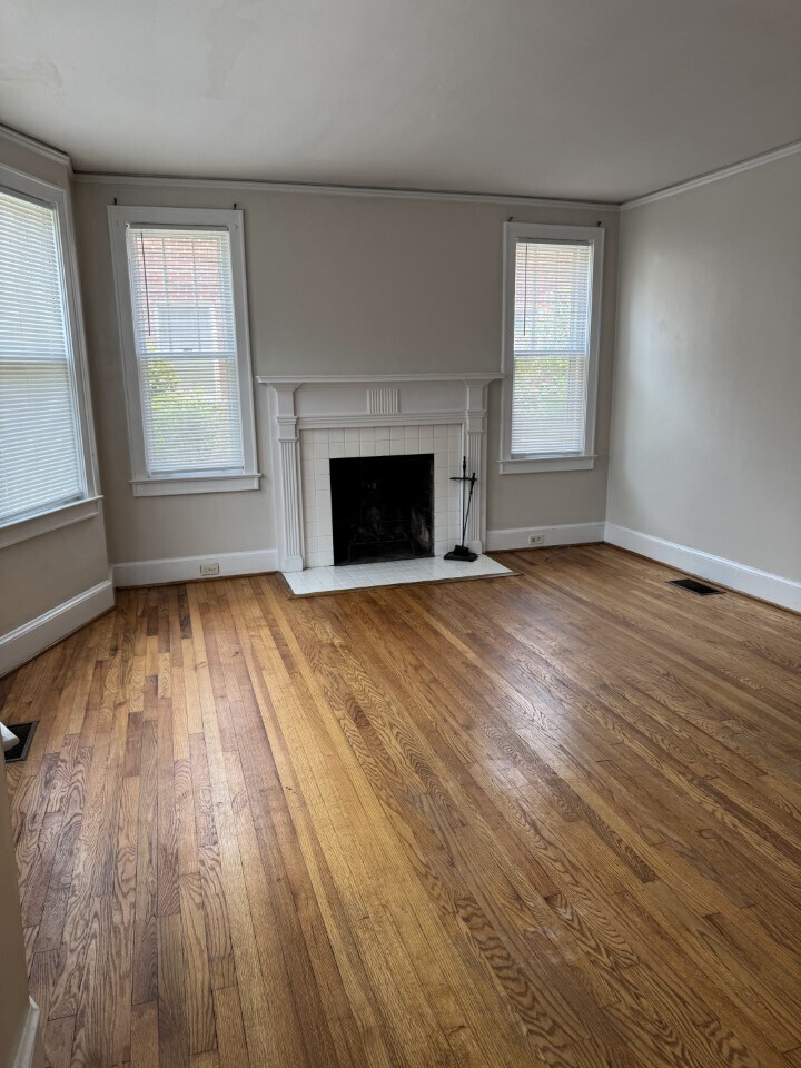 Building Photo - 316 S Woodrow St