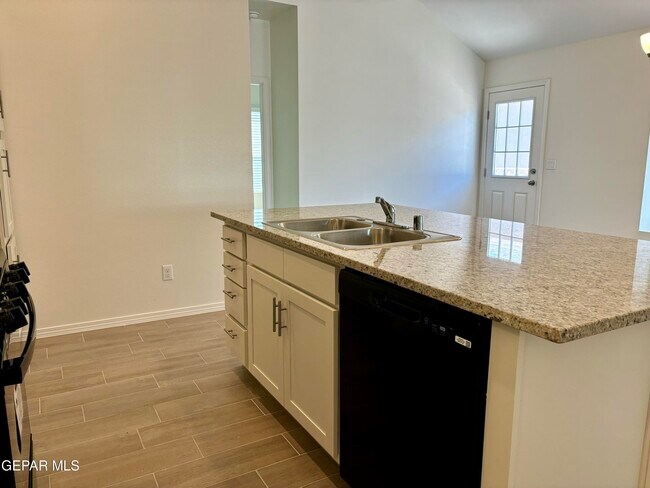 Building Photo - 5108 Joe Castillo St