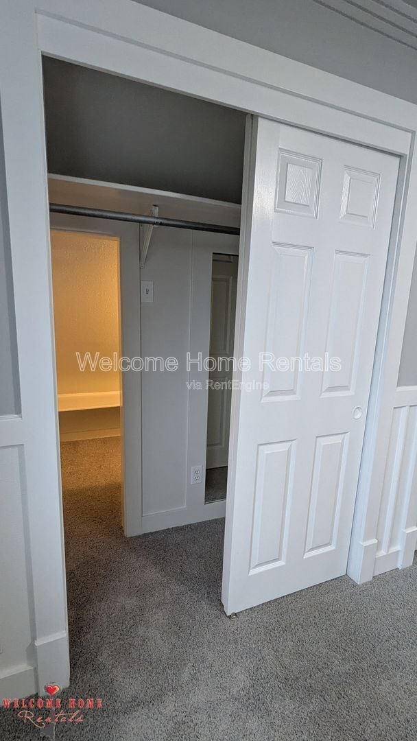 Building Photo - 4520 S Thompson Ave