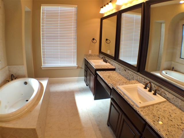 Building Photo - 7675 Dotter Dr